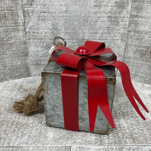 Gift Box Ornament - Silver